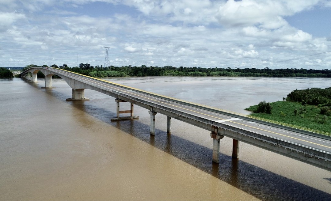 Com previsão de receber mil veículos por dia, ponte sobre o rio Madeira conecta o Acre à malha rodoviária federal